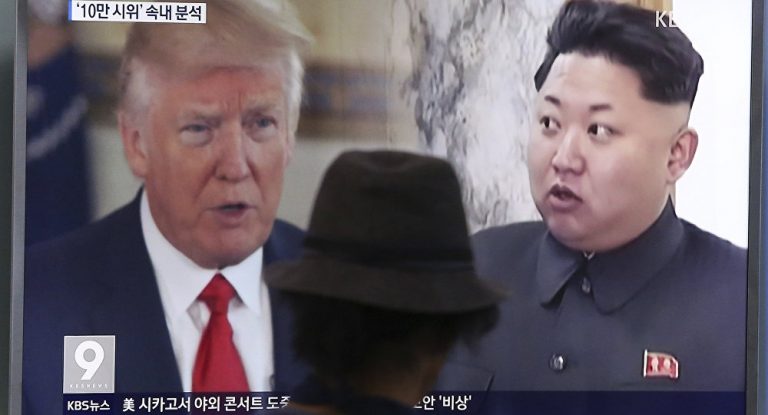 Trump nu rămâne dator: ‘NEBUNUL Kim Jong-un va fi testat aşa cum n-a mai fost vreodată’
