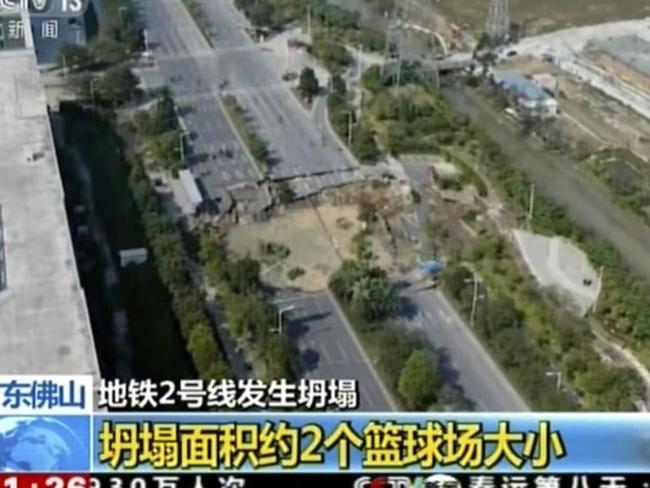 Opt oameni au murit după prăbuşirea unei autostrăzi în China – FOTO/VIDEO
