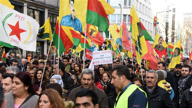 Germania : Protest pașnic al activiștilor kurzi la sediul SPD din Frankfurt