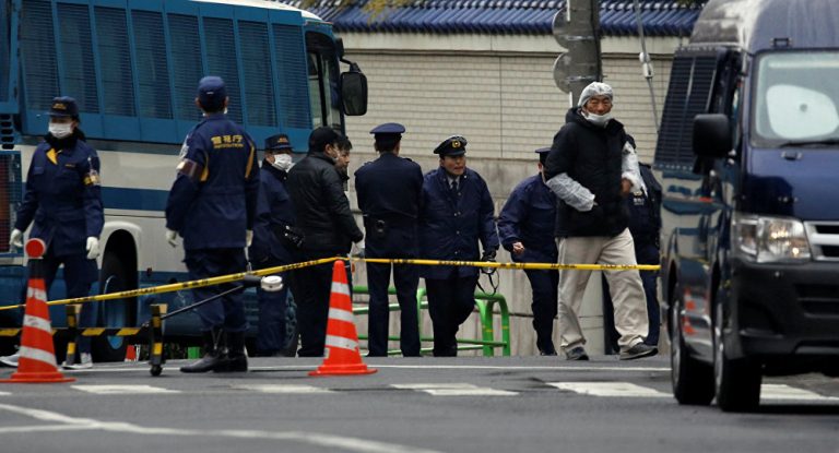 Atac armat în Tokyo. Doi bărbaţi au tras cu arme de foc în ambasada nord-coreeană