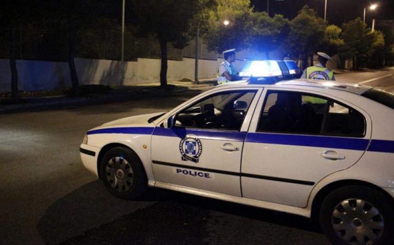 Grecia : Patru presupuşi neonazişti au fost plasaţi în arest preventiv