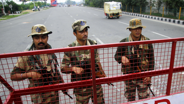 India consolidează securitatea în Jammu şi Kashmir