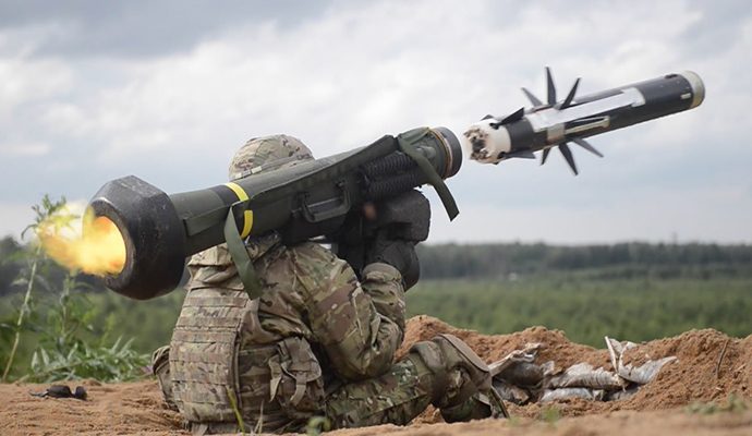 Ucraina va primi mai multe rachete Stinger şi Javelin! Turcia trimite un nou transport de drone