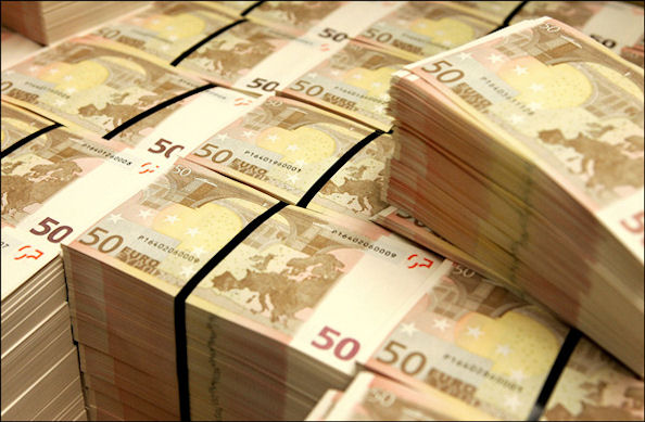 Autorităţile bulgare au confiscat milioane de euro în bancnote false în bancnote tipărite cu o tehnologie foarte performantă