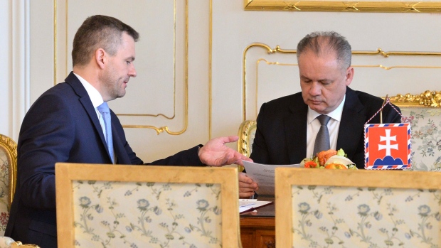 Preşedintele Slovaciei l-a numit pe Peter Pellegrini în funcţia de premier