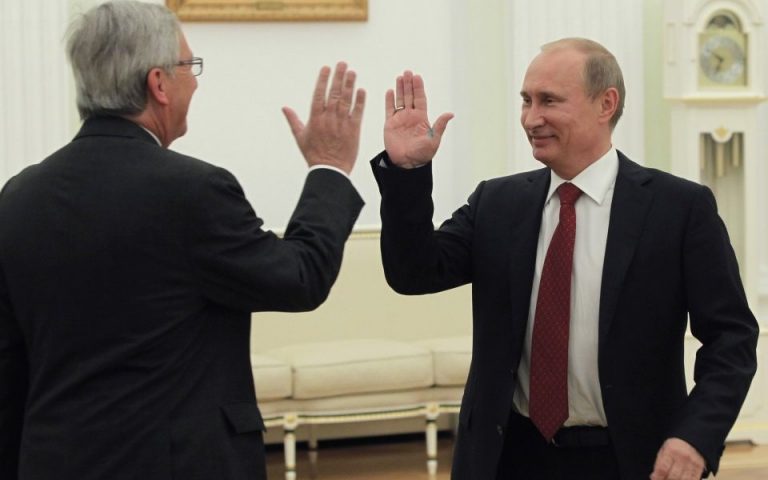Juncker:  L-am sărutat pe Putin şi el pe mine…nu a dăunat Europei