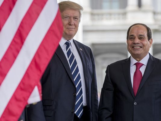 După ce a anunţat diminuarea sprijinului financiar pentru Egipt, Trump îl sună pe omologul său de la Cairo
