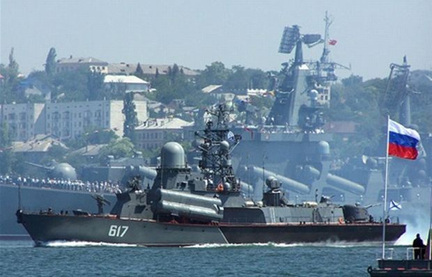 Rusia amenință că va scufunda TOATE navele din Marea Neagră