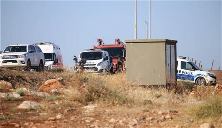 Un camion militar plin cu migranți S-A RĂSTURNAT în Turcia. Cel puțin șase oameni au murit!