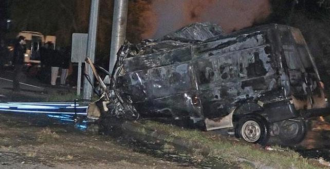 Grav accident rutier în Turcia. 17 oameni au murit carbonizaţi – FOTO