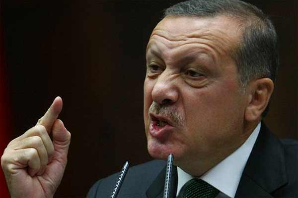 Erdogan exclude orice negociere cu forțele kurde și cere aliaților din NATO să nu se implice