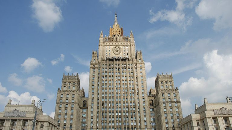 Moscova acordă 30 de zile Londrei să-şi reducă personalul diplomatic aflat în Rusia