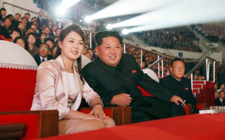 Soția lui Kim Jong Un reapare în public după mai bine de un an