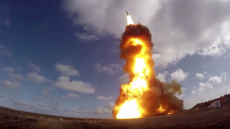 Noile rachete hipersonice ruseşti pot străpunge străpunge orice sistem de apărare (expert militar rus)
