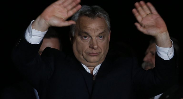 Orban a inaugurat la Budapesta un monument în memoria victimelor ocupaţiei sovietice