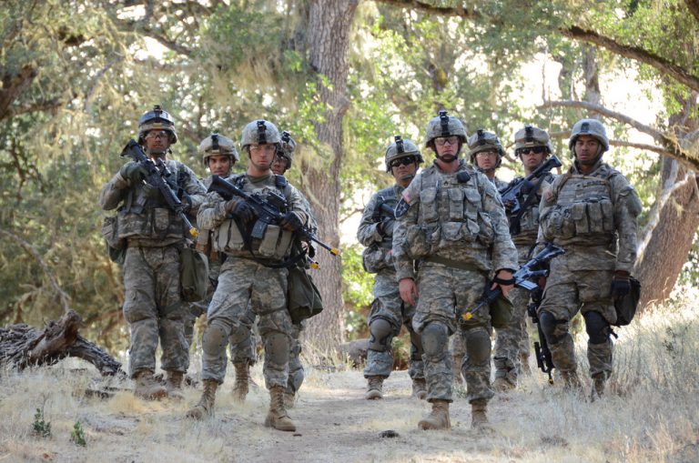 6.200 de militari ai Gărzii Naţionale vor rămâne pe străzile din Washington DC cel puțin 30 de zile