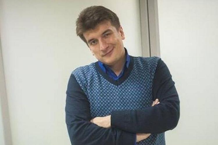 Un jurnalist de investigaţii ‘a căzut’ de la balcon după ce a scris despre mercenarii ruşi din Siria