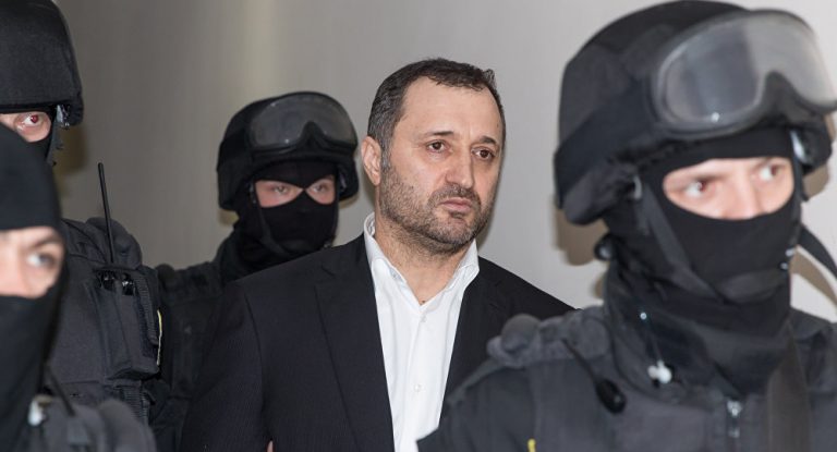 Condamnat la 9 ani de închisoare, fostul premier moldovean face plângere la CEDO