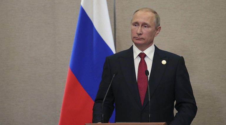 Vladimir Putin a salutat restabilirea ”dreptăţii istorice” în Crimeea