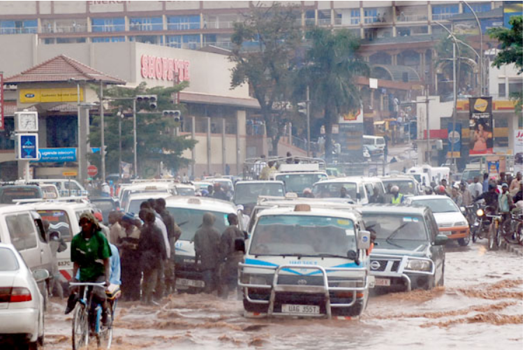 Ploile torenţiale fac ravagii în Uganda. Cel puţin cinci persoane au murit!