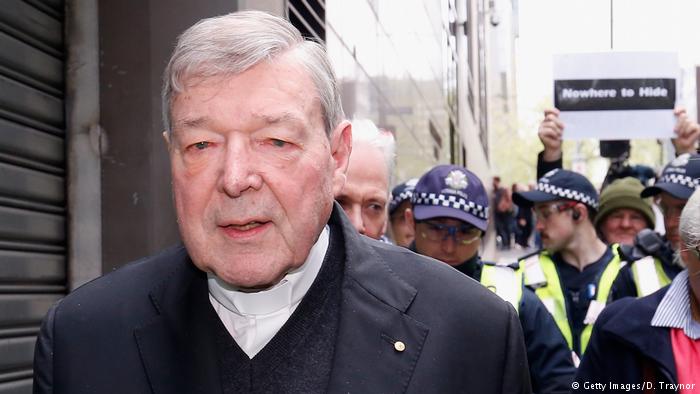 O instanță de apel din Australia menține condamnarea cardinalului pedofil