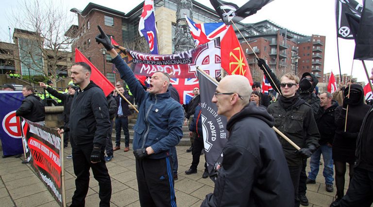 Poliţia britanică A ARESTAT patru neo-nazişti din National Action
