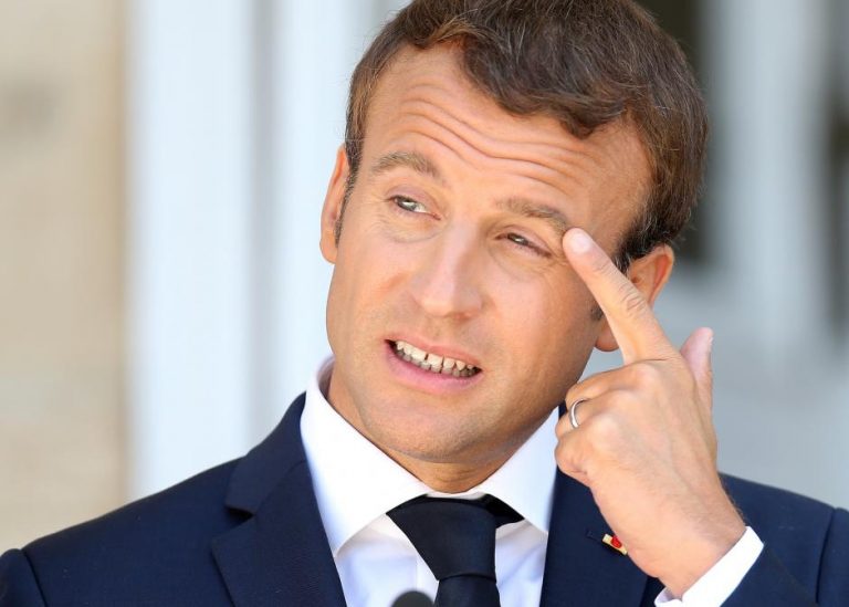 Aproape trei sferturi dintre francezi nu au încredere în preşedintele Macron (sondaj)