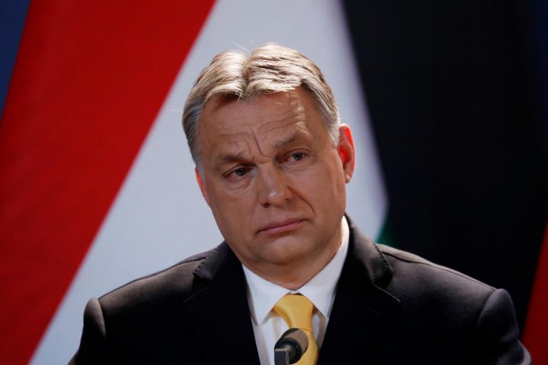 Viktor Orban: Din ce în ce mai puţini europeni se nasc şi tot mai mulţi străini sunt importaţi