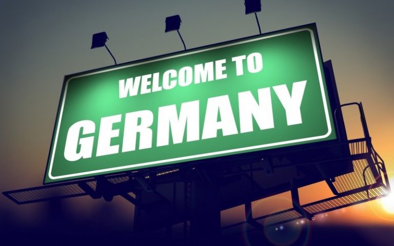 De-abia întoarsă din Siria cu cei trei copii, o nemțoaică a fost arestată cum a pășit pe aeroportul din Stuttgart
