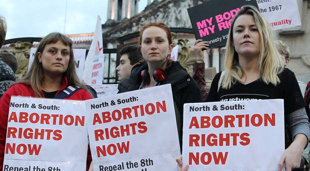 Curtea Supremă din Marea Britanie consideră că legea avortului din Irlanda de Nord încalcă drepturile omului