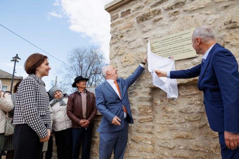 Șefa statului a participat la evenimentul de redeschidere a monumentului istoric Biserica „Adormirea Maicii Domnului” din Căușeni