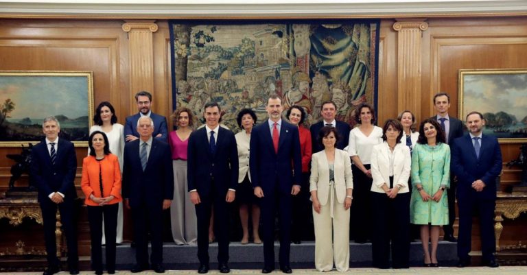 Guvernul lui Pedro Sanchez a depus jurământul în faţa regelui Spaniei