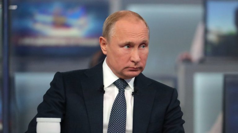 Putin: Rusia şi Statele Unite ar trebui să discute despre controlul armamentului