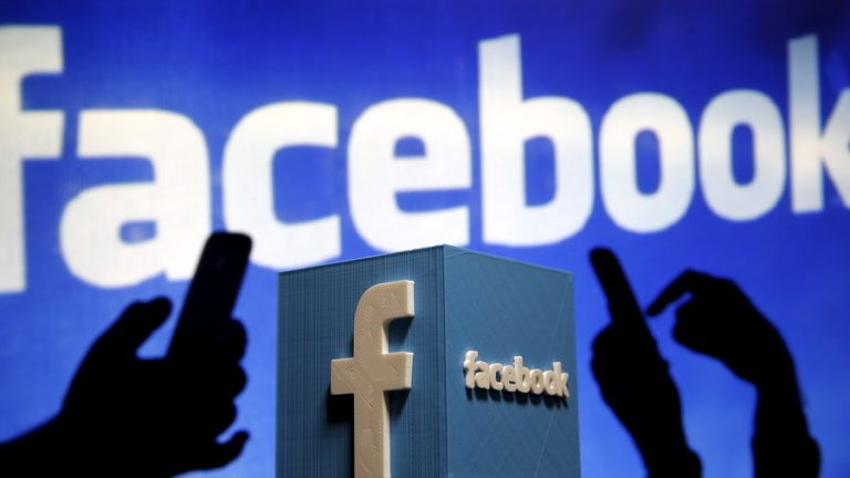 Facebook a făcut publice postările private a 14 milioane de utilizatori