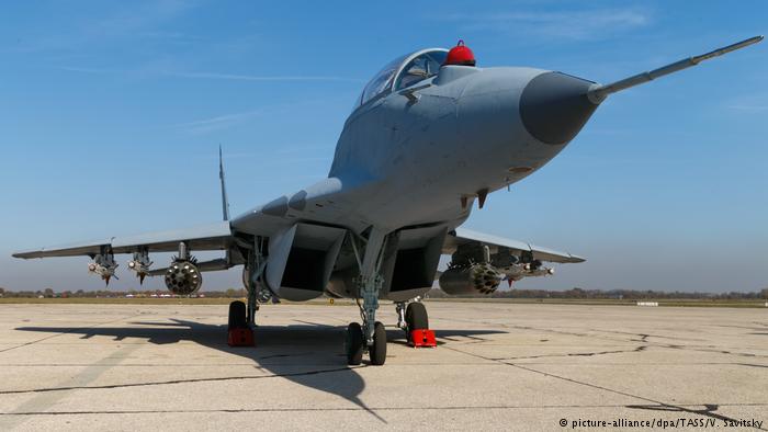 Bulgaria cumpără 16 avioane de luptă