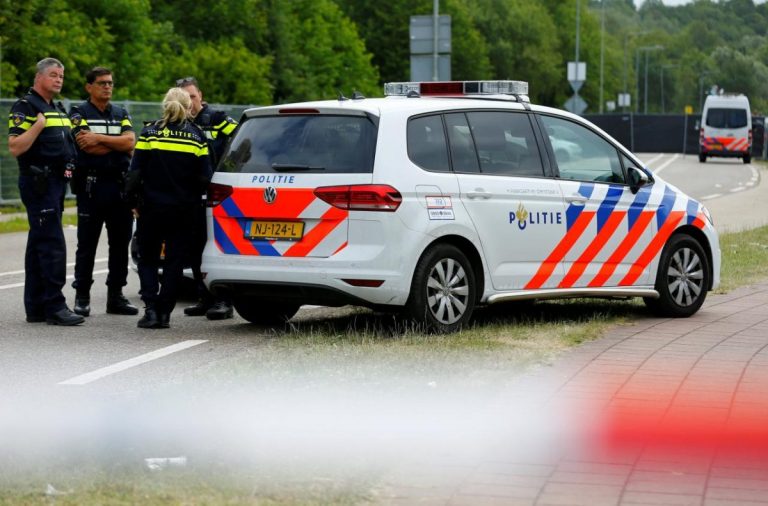 Şoferul-ucigaş din Olanda s-a predat poliţiei