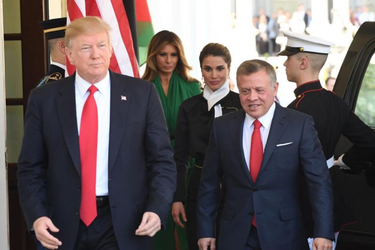 Regele Iordaniei se întâlneşte cu Donald Trump la Washington