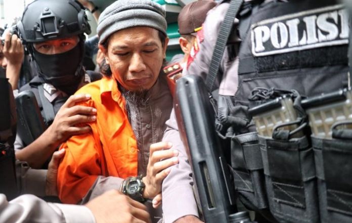 Un lider extremist jihadist, condamnat la moarte în Indonezia
