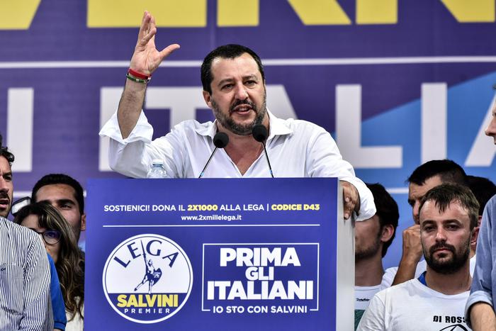 Matteo Salvini intenționează să lanseze o alianţă suveranistă pentru alegerile europene : ‘Vrem să schimbăm radical această Europă’