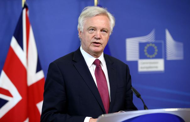 Ministrul pentru Brexit, David Davis :  În absența unui acord cu Bruxellesul , Regatul Unit va părăsi UE fără un acord