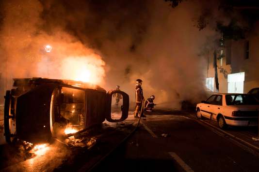 A treia noapte consecutivă de violenţe stradale în Nantes – VIDEO