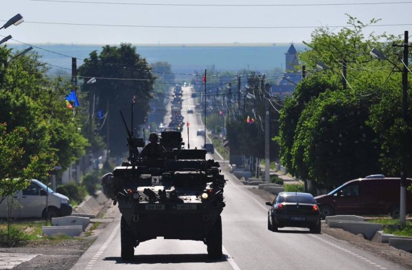 Preşedintele parlamentului de la Chişinău spune că zeci de camioane pline cu armament pleacă din Transnistria