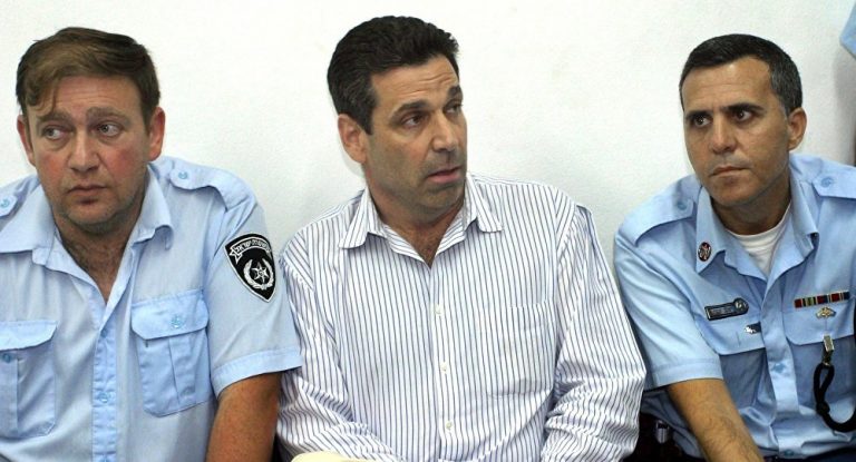 Ani grei de închisoare pentru un fost ministru israelian, spion al Iranului