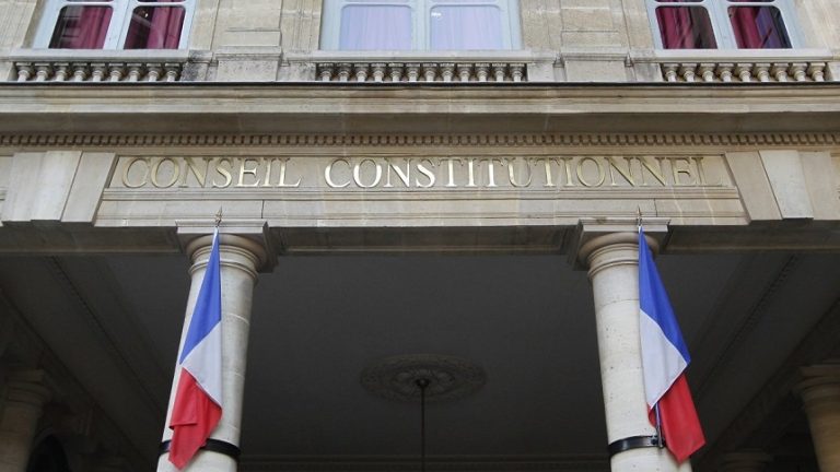 Ajutor pentru migranţi: Consiliul Constituţional din Franţa consacră ‘principiul fraternităţii’