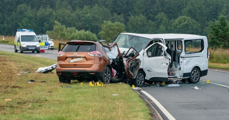 Grav accident rutier în UK. Cinci oameni au murit şi alţi cinci sunt răniţi – VIDEO