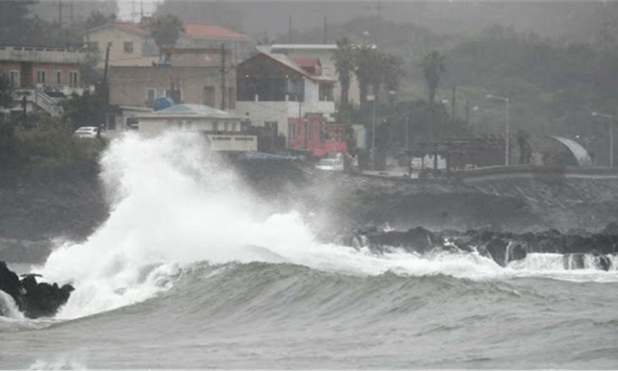 Al șaselea taifun puternic atinge coasta chineză – VIDEO