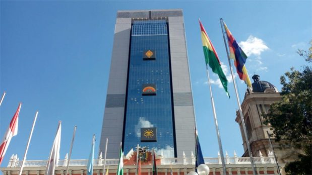 Preşedintele bolivian a inaugurat noul sediu extravagant al guvernului. Clădirea dispune de saună, jacuzzi și sală de fitness