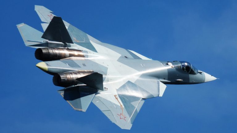 Un avion de vânătoare Su-57 s-a prăbuşit într-un zbor de probă în Extremul orient al Rusiei