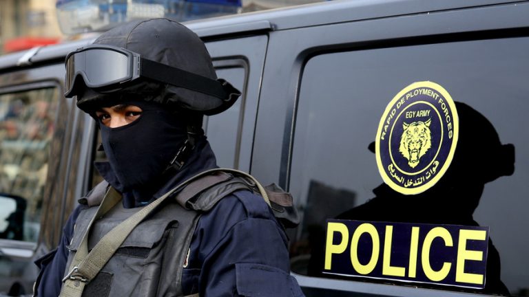 Doi polițiști egipteni au fost uciși într-o explozie la Cairo
