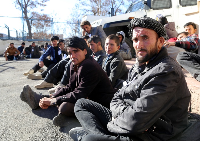 Turcia a reţinut 330 de migranţi care intenţionau să ajungă în Grecia